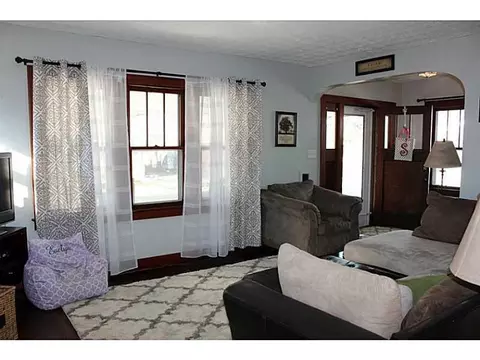 637 W Second St, Springfield, OH 45504 photo 8