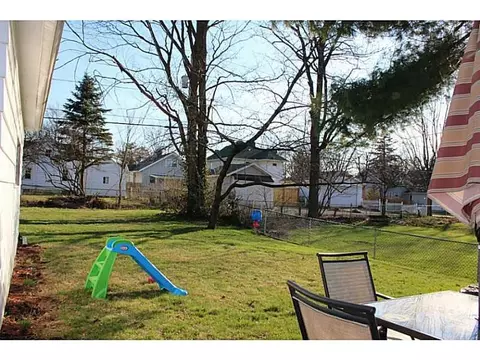637 W Second St, Springfield, OH 45504 photo 23