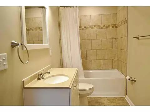 2835 S Burnett Rd, Springfield, OH 45505 photo 14