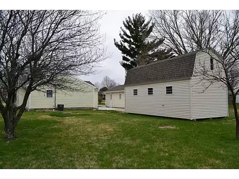 2835 S Burnett Rd, Springfield, OH 45505 photo 22
