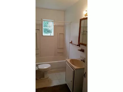 5571 Dayton Springfield, Springfield, OH 45502 photo 9