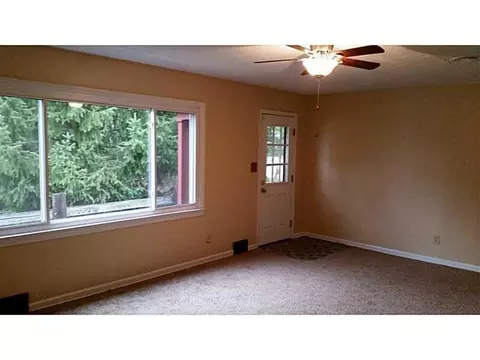 5571 Dayton Springfield, Springfield, OH 45502 photo 2