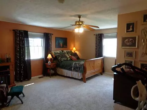 6385 Lost, Springfield, OH 45504 photo 7