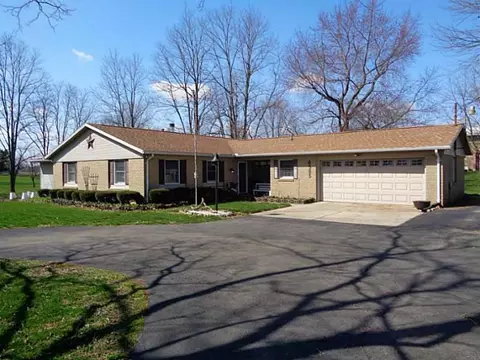 6385 Lost, Springfield, OH 45504 photo 1