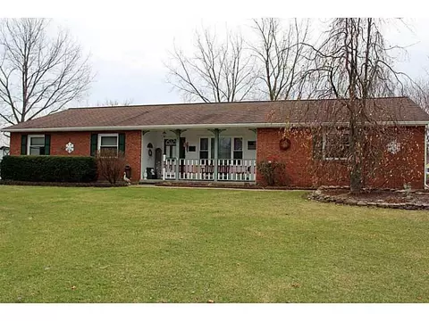 212 Marbella, Springfield, OH 45502 photo 1
