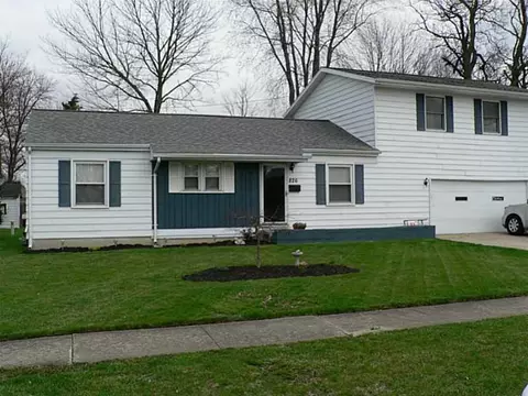 826 Grove, Sidney, OH 45365 photo 1