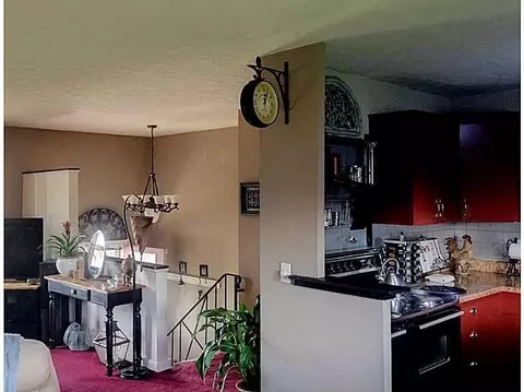 427 Monaco, Springfield, OH 45506 photo 7