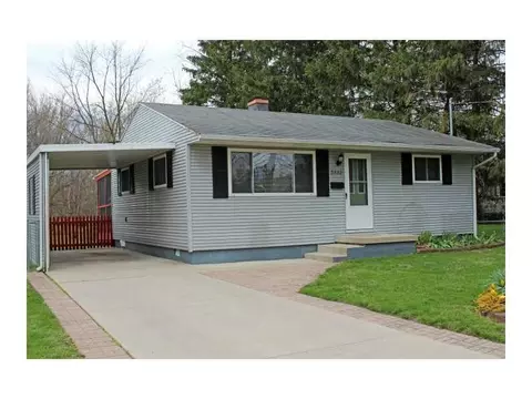 2332 Kenton St, Springfield, OH 45505 photo 1