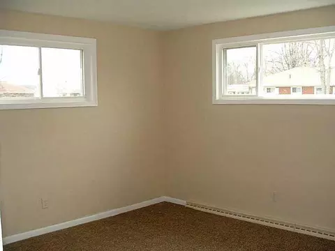 1028 Westmont Dr, Springfield, OH 45503 photo 8