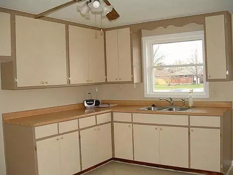 1028 Westmont Dr, Springfield, OH 45503 photo 3