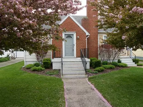 1952 Broadway, Springfield, OH 45504 photo 1