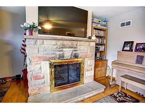 841 E David Rd, Dayton, OH 45429 photo 6