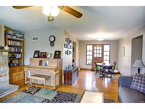 841 E David Rd, Dayton, OH 45429 photo 8