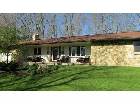 501 Tollhouse Rd, Springfield, OH 45504 photo 2