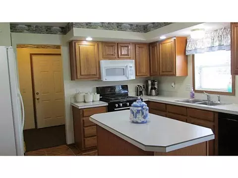 11 Hedgely Rd, Springfield, OH 45506 photo 7