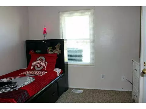 2034 Pond, Springfield, OH 45505 photo 8