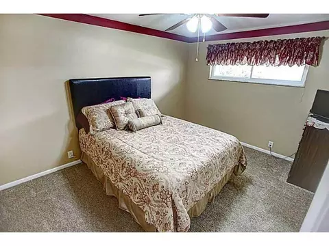 553 Candace Dr, Springfield, OH 45504 photo 18