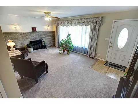 553 Candace Dr, Springfield, OH 45504 photo 4