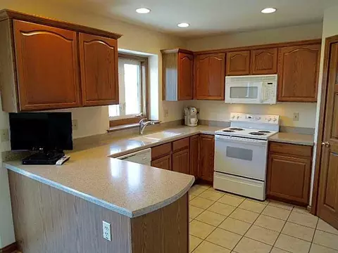 1174 Kingsgate, Springfield, OH 45503 photo 5