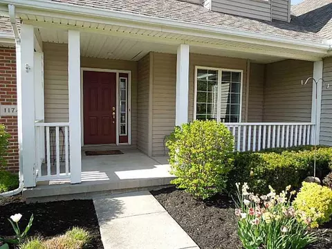 1174 Kingsgate, Springfield, OH 45503 photo 2