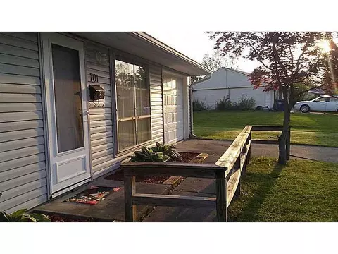 701 Hazelbrook, Springfield, OH 45506 photo 2