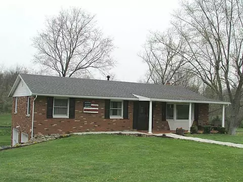 3438 Colonial Dr, Springfield, OH 45504 photo 13