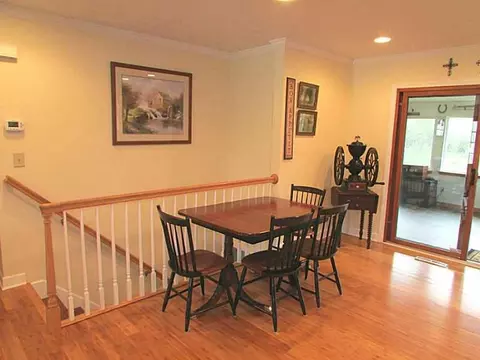 3438 Colonial Dr, Springfield, OH 45504 photo 7