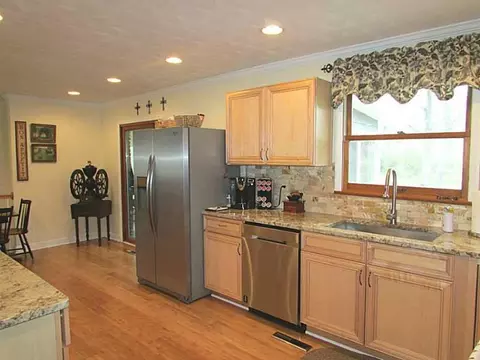 3438 Colonial Dr, Springfield, OH 45504 photo 14