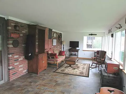 3438 Colonial Dr, Springfield, OH 45504 photo 8