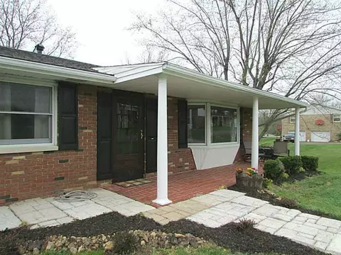 3438 Colonial Dr, Springfield, OH 45504 photo 2