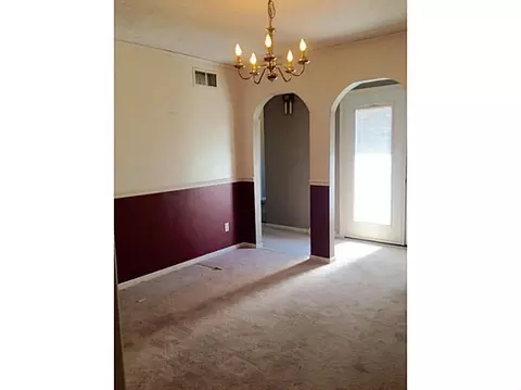 6403 Renee St, Springfield, OH 45502 photo 2