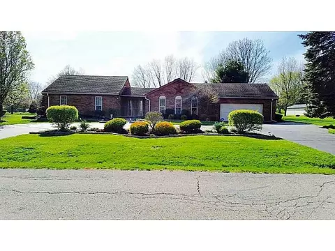 6403 Renee St, Springfield, OH 45502 photo 1