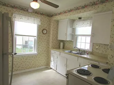 1535 Crestview, Springfield, OH 45504 photo 6