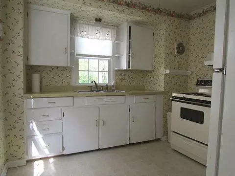 1535 Crestview, Springfield, OH 45504 photo 7