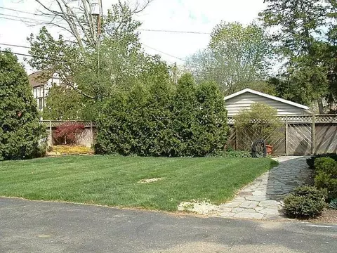 120 S Broadmoor Blvd, Springfield, OH 45504 photo 23