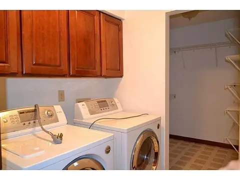 766 Peshek Ln, Springfield, OH 45506 photo 13