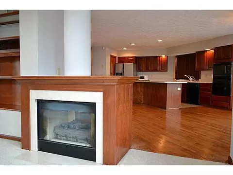 766 Peshek Ln, Springfield, OH 45506 photo 6