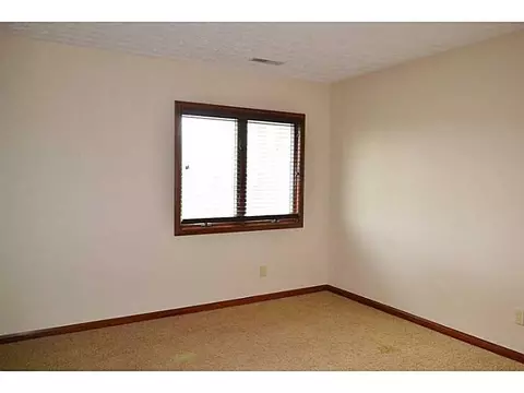 766 Peshek Ln, Springfield, OH 45506 photo 21