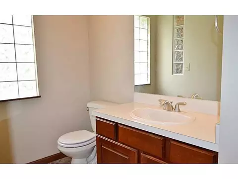 766 Peshek Ln, Springfield, OH 45506 photo 12