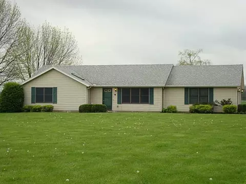 2999 W Jackson Rd, Springfield, OH 45502 photo 2