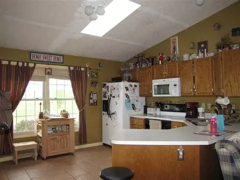 161 S Elm Tree, Conover, OH 45317 photo 5