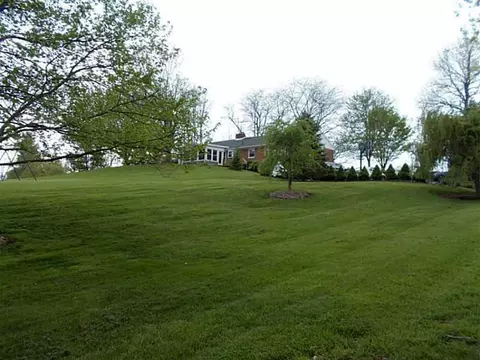 2890 Fox Holw, Springfield, OH 45502 photo 7