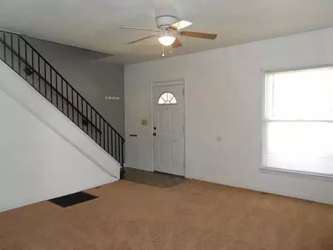319 W Clark, Springfield, OH 45506 photo 4