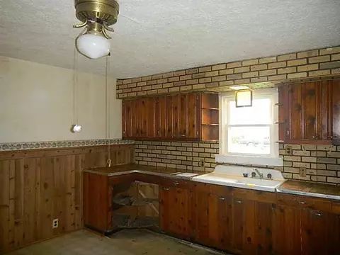 130 Lawnview Ave, Springfield, OH 45505 photo 4