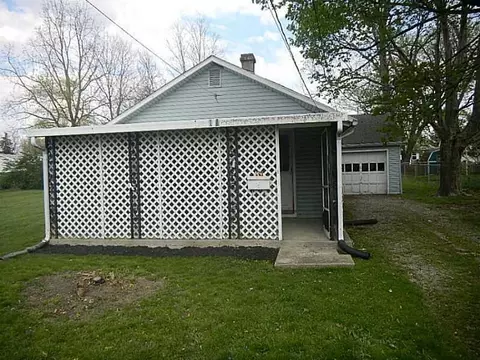 130 Lawnview Ave, Springfield, OH 45505 photo 1