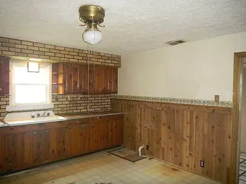 130 Lawnview Ave, Springfield, OH 45505 photo 10
