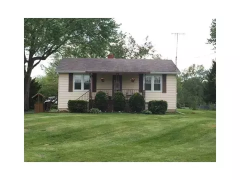 2819 Troy, Springfield, OH 45504 photo 2