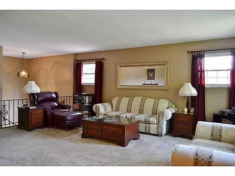 708 Santa Monica Ave, Springfield, OH 45503 photo 4