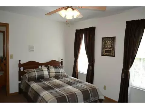 1057 Spring Fls, Springfield, OH 45502 photo 14