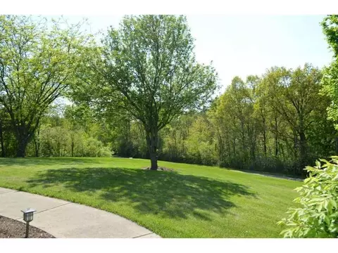 1057 Spring Fls, Springfield, OH 45502 photo 22
